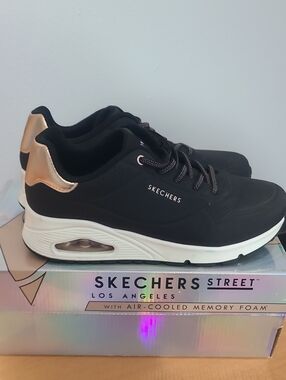 Skechers Black Sneakers with Metallic Rose Heel